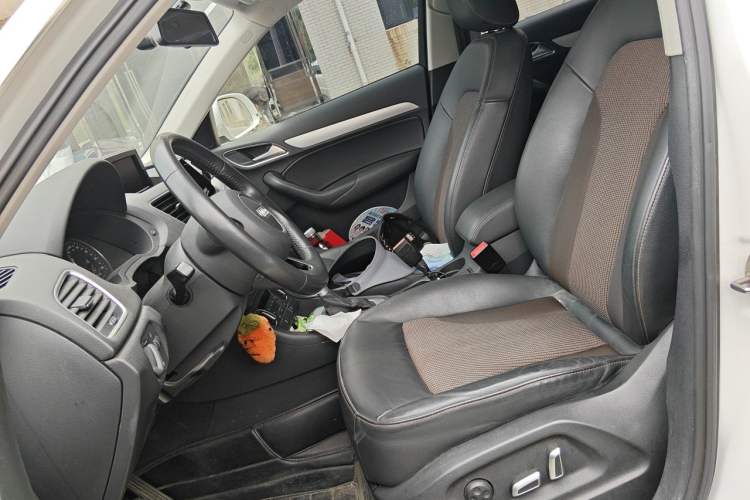 Used Audi Q3 2018 30th Anniversary Edition 30 TFSI Fashion Model Left Front Seat