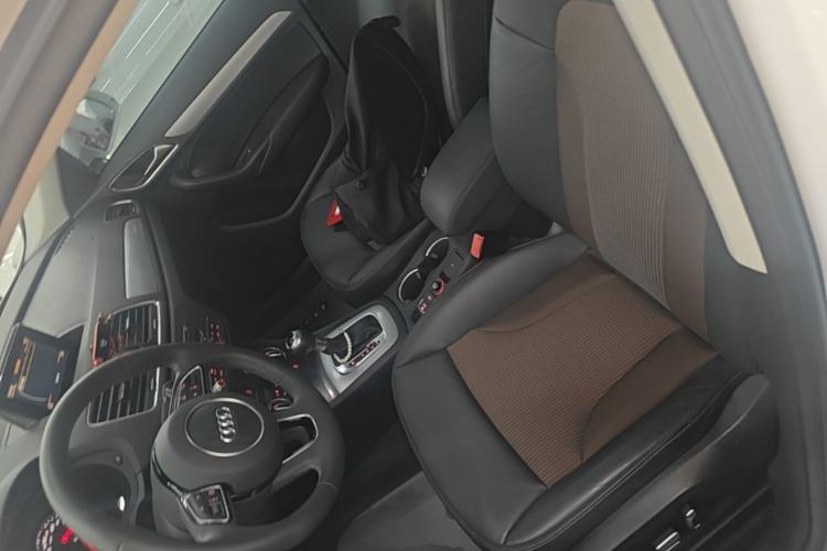 Used Audi Q3 2018 30th Anniversary Edition 35 TFSI Fashion Model Left Front Seat
