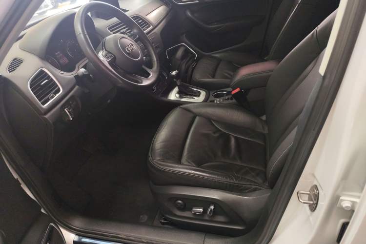 Used Audi Q3 2018 30th Anniversary Edition 30 TFSI Style Model Left Front Seat