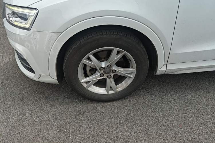 Used Audi Q3 2018 30th Anniversary Edition 35 TFSI Fashion Model Left Front Wheel Hub