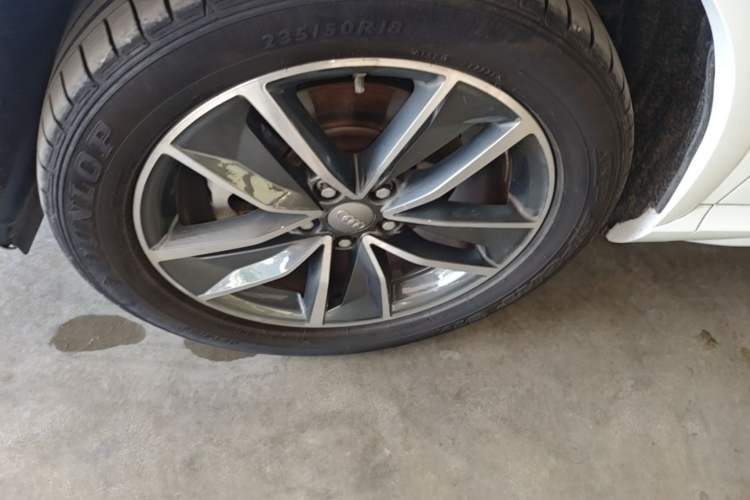Used Audi Q3 2018 30th Anniversary Edition 35 TFSI Fashion Model Left Front Wheel Hub