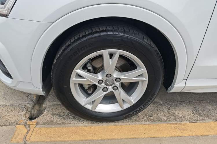 Used Audi Q3 2018 30th Anniversary Edition 35 TFSI Fashion Model Left Front Wheel Hub