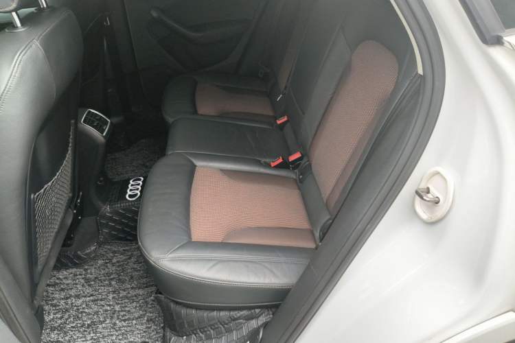 Used Audi Q3 2018 30th Anniversary Edition 30 TFSI Fashion Model Left Rear Seat