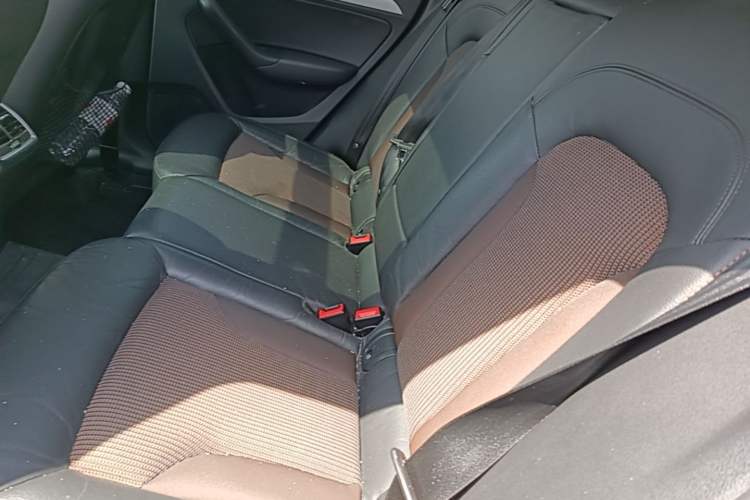 Used Audi Q3 2018 30th Anniversary Edition 30 TFSI Fashion Model Left Rear Seat