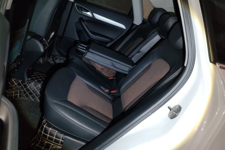 Used Audi Q3 2018 30th Anniversary Edition 30 TFSI Fashion Model Left Rear Seat