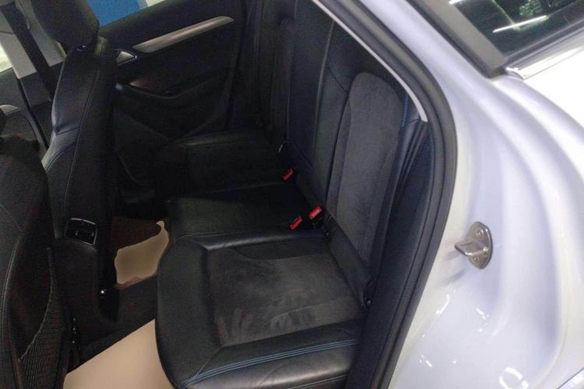 Used Audi Q3 2018 30th Anniversary Edition 35 TFSI quattro all-wheel-drive sport model Left Rear Seat