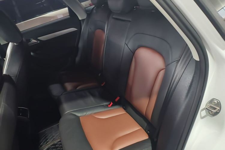 Used Audi Q3 2018 30th Anniversary Edition 30 TFSI Fashion Model Left Rear Seat