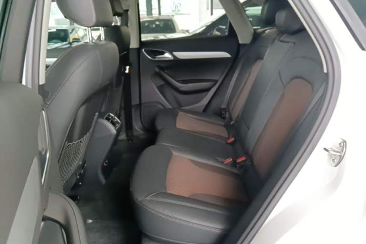 Used Audi Q3 2018 30th Anniversary Edition 30 TFSI Fashion Model Left Rear Seat