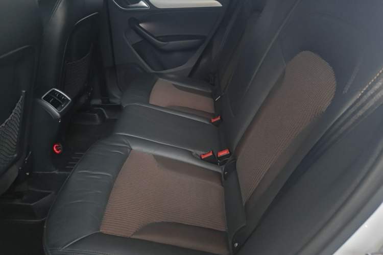 Used Audi Q3 2018 30th Anniversary Edition 30 TFSI Fashion Model Left Rear Seat