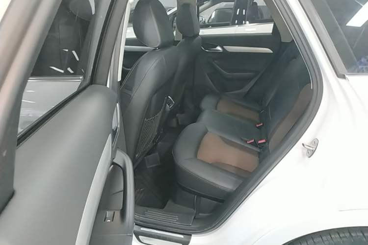Used Audi Q3 2018 30th Anniversary Edition 30 TFSI Fashion Model Left Rear Seat