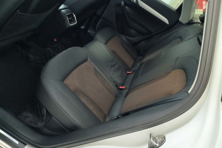 Used Audi Q3 2018 30th Anniversary Edition 30 TFSI Fashion Model Left Rear Seat