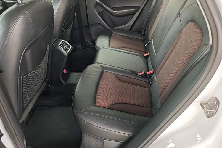 Used Audi Q3 2018 30th Anniversary Edition 30 TFSI Fashion Model Left Rear Seat