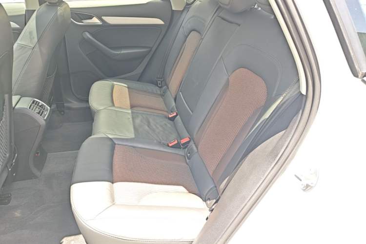 Used Audi Q3 2018 30th Anniversary Edition 30 TFSI Fashion Model Left Rear Seat