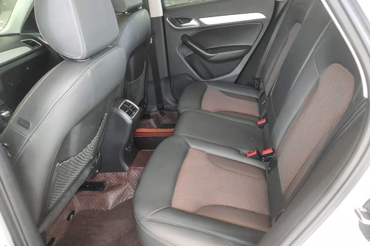 Used Audi Q3 2018 30th Anniversary Edition 30 TFSI Fashion Model Left Rear Seat