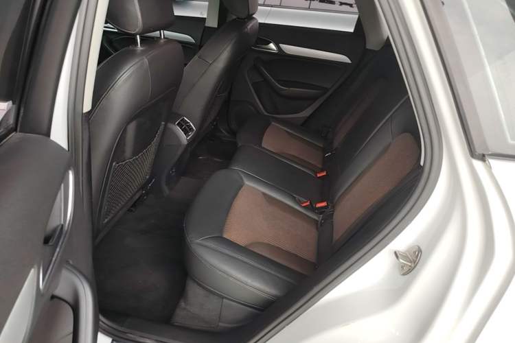 Used Audi Q3 2018 30th Anniversary Edition 30 TFSI Fashion Model Left Rear Seat