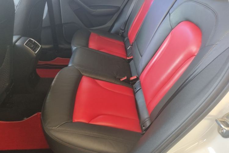 Used Audi Q3 2018 30th Anniversary Edition 30 TFSI Fashion Model Left Rear Seat