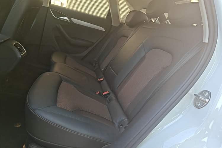 Used Audi Q3 2018 30th Anniversary Edition 30 TFSI Fashion Model Left Rear Seat