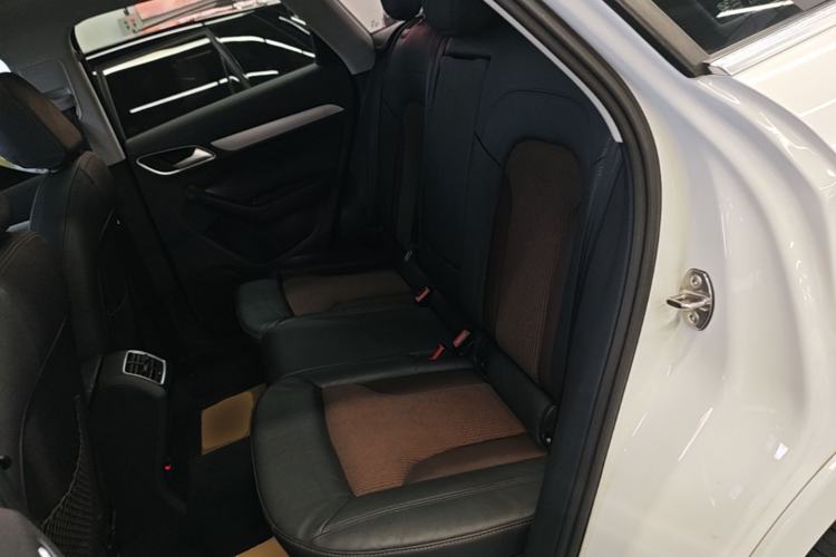 Used Audi Q3 2018 30th Anniversary Edition 30 TFSI Fashion Model Left Rear Seat