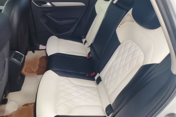 Used Audi Q3 2018 30th Anniversary Edition 30 TFSI Fashion Model Left Rear Seat