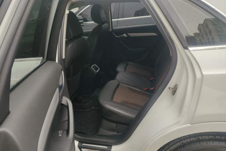 Used Audi Q3 2018 30th Anniversary Edition 30 TFSI Fashion Model Left Rear Seat
