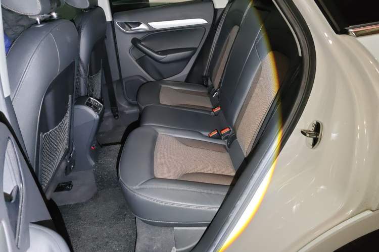 Used Audi Q3 2018 30th Anniversary Edition 30 TFSI Fashion Model Left Rear Seat