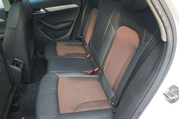 Used Audi Q3 2018 30th Anniversary Edition 30 TFSI Fashion Model Left Rear Seat