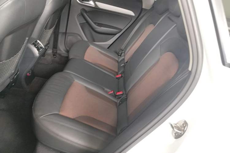 Used Audi Q3 2018 30th Anniversary Edition 30 TFSI Fashion Model Left Rear Seat