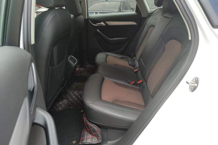 Used Audi Q3 2018 30th Anniversary Edition 30 TFSI Fashion Model Left Rear Seat