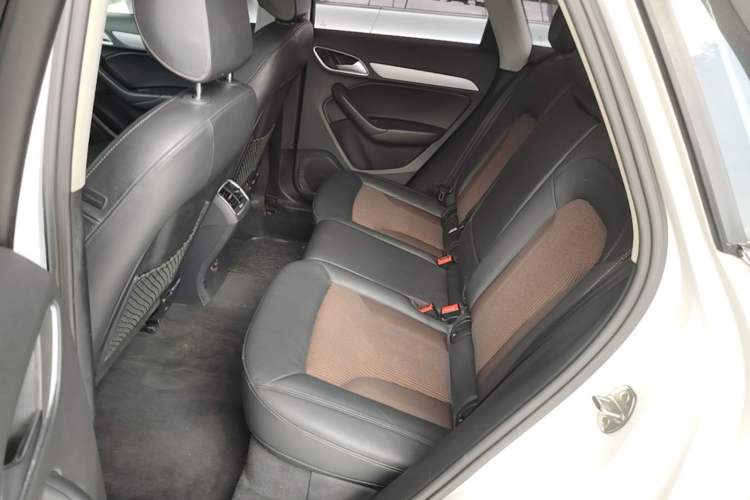 Used Audi Q3 2018 30th Anniversary Edition 30 TFSI Fashion Model Left Rear Seat