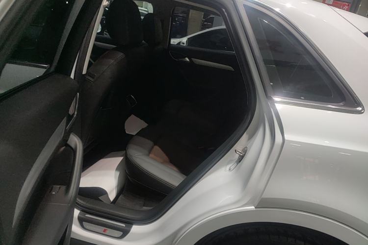 Used Audi Q3 2018 30 TFSI Fashion Edition Collector's Version Left Rear Seat