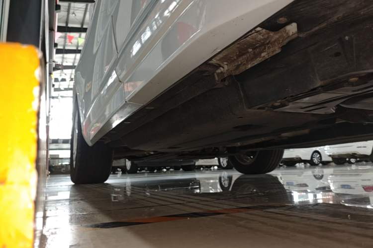 Used Audi Q3 2018 30th Anniversary Edition 30 TFSI Fashion Model Left Side Sill