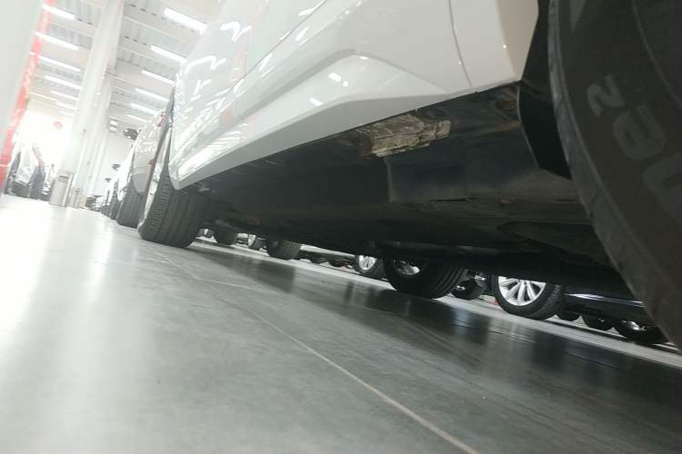 Used Audi Q3 2018 30th Anniversary Edition 30 TFSI Fashion Model Left Side Sill