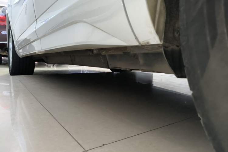 Used Audi Q3 2018 30th Anniversary Edition 30 TFSI Fashion Model Left Side Sill