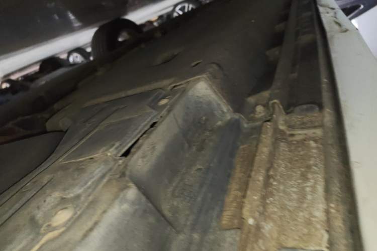 Used Audi Q3 2018 30th Anniversary Edition 30 TFSI Fashion Model Left Side Sill