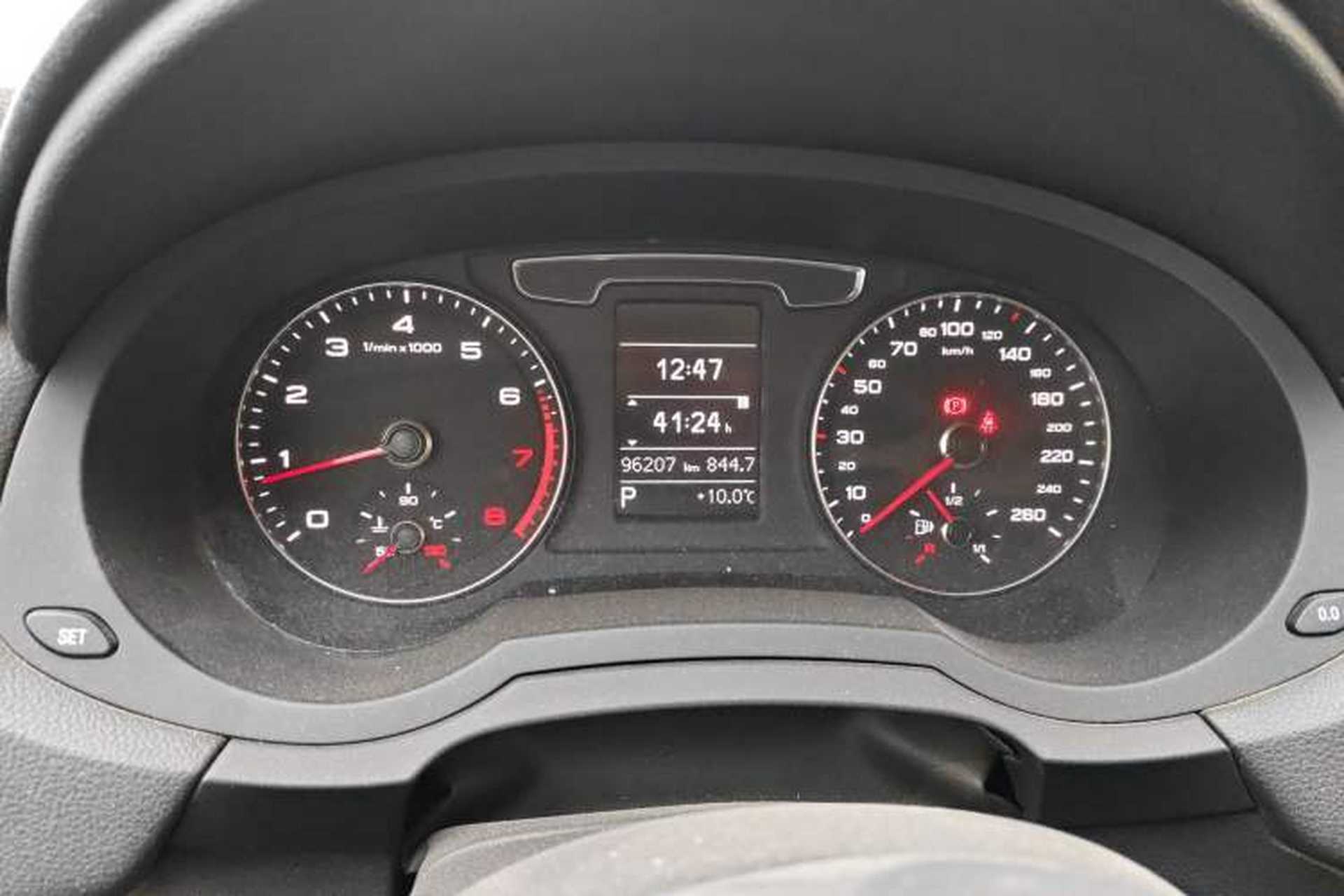 Used Audi Q3 2018 30 TFSI Fashion Edition Collector's Version Odometer Close Up