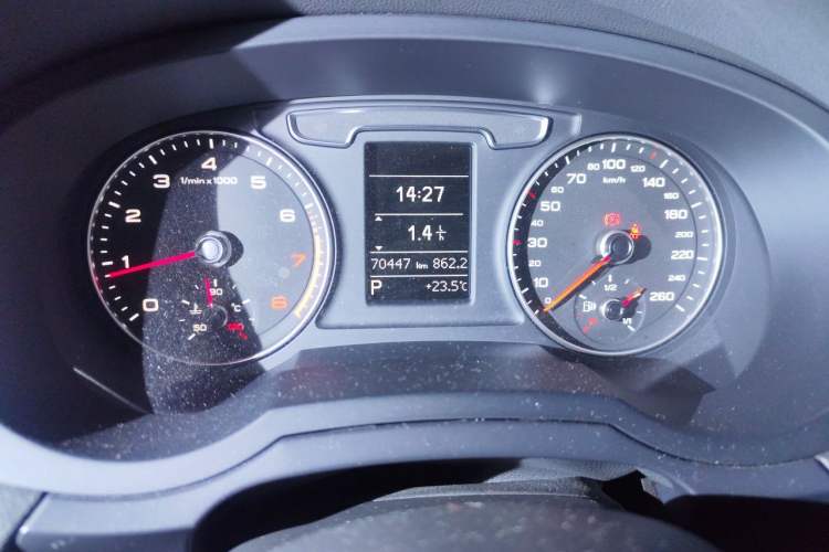 Used Audi Q3 2018 30th Anniversary Edition 35 TFSI Sport Model Odometer Close Up