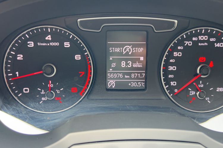 Used Audi Q3 2018 30th Anniversary Edition 30 TFSI Fashion Model Odometer Close Up