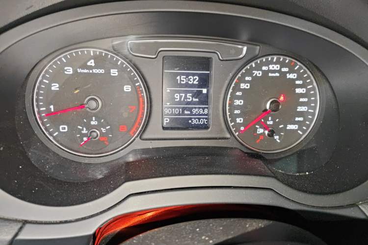Used Audi Q3 2018 30th Anniversary Edition 35 TFSI Sport Model Odometer Close Up