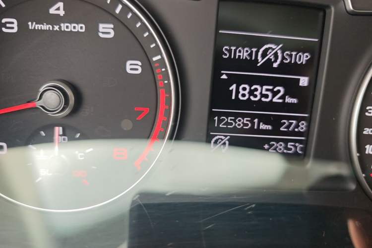 Used Audi Q3 2018 30th Anniversary Edition 35 TFSI Sport Model Odometer Close Up