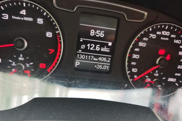 Used Audi Q3 2018 30th Anniversary Edition 30 TFSI Fashion Model Odometer Close Up