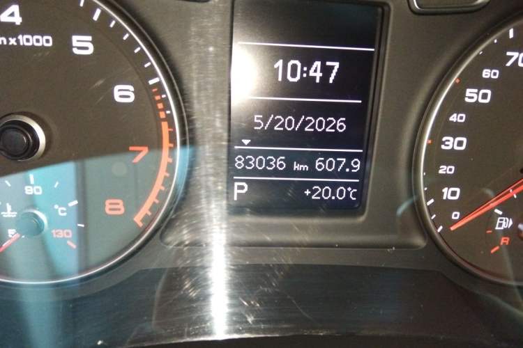 Used Audi Q3 2018 30 TFSI Fashion Edition Collector's Version Odometer Close Up
