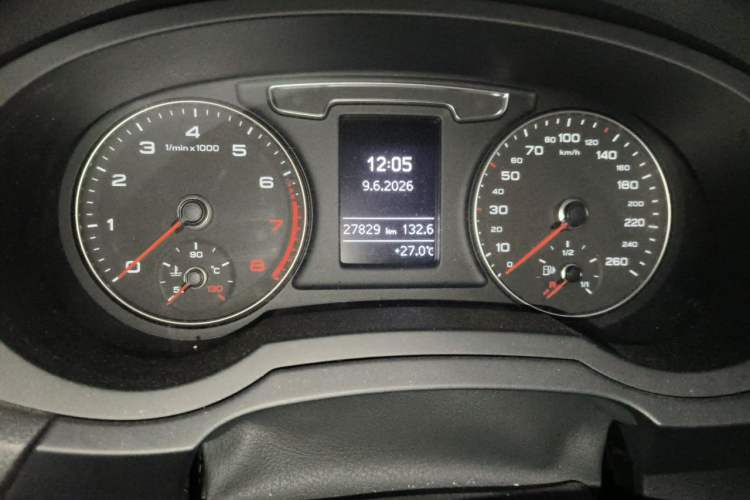 Used Audi Q3 2018 30th Anniversary Edition 30 TFSI Standard Model Odometer Close Up