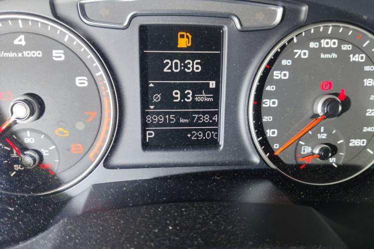 Used Audi Q3 2018 30th Anniversary Edition 30 TFSI Style Model Odometer Close Up