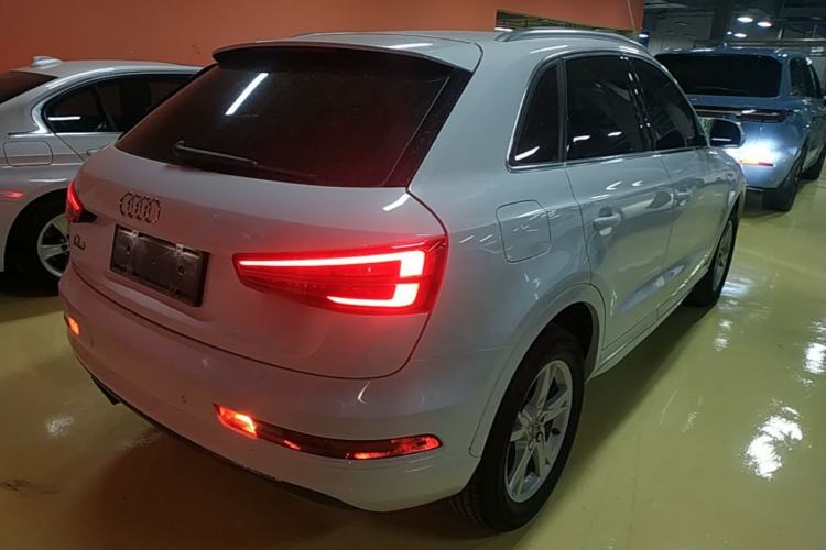 Used Audi Q3 2018 30th Anniversary Edition 30 TFSI Fashion Model Rear Right 45 Deg