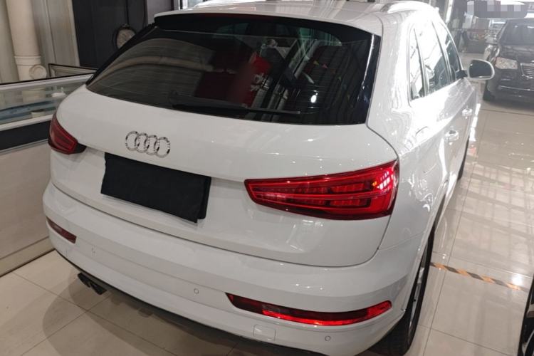 Used Audi Q3 2018 30th Anniversary Edition 30 TFSI Fashion Model Rear Right 45 Deg
