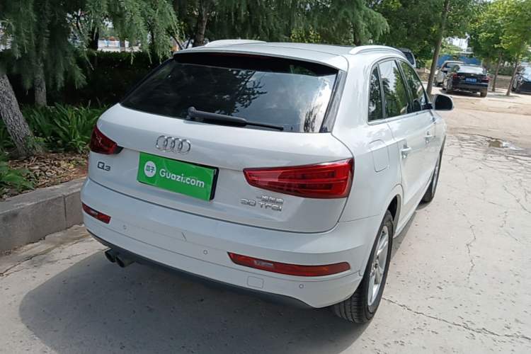 Used Audi Q3 2018 30th Anniversary Edition 30 TFSI Fashion Model Rear Right 45 Deg