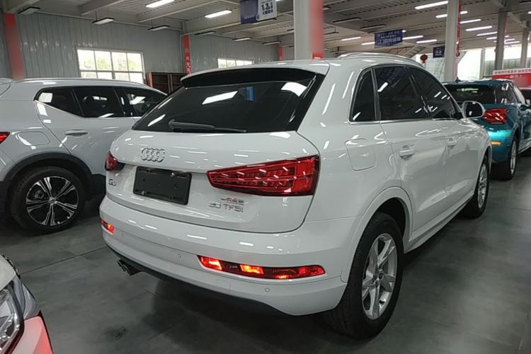 Used Audi Q3 2018 30th Anniversary Edition 30 TFSI Fashion Model Rear Right 45 Deg