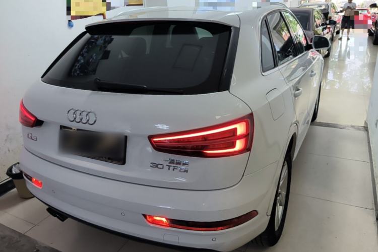 Used Audi Q3 2018 30th Anniversary Edition 30 TFSI Fashion Model Rear Right 45 Deg