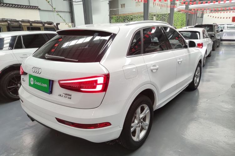 Used Audi Q3 2018 30th Anniversary Edition 30 TFSI Fashion Model Rear Right 45 Deg