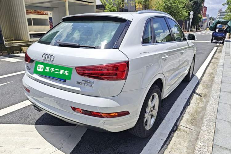 Used Audi Q3 2018 30th Anniversary Edition 30 TFSI Fashion Model Rear Right 45 Deg